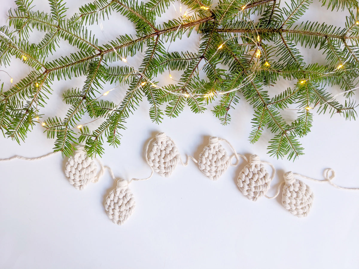 Macrame Christmas Ornament Light Bulb