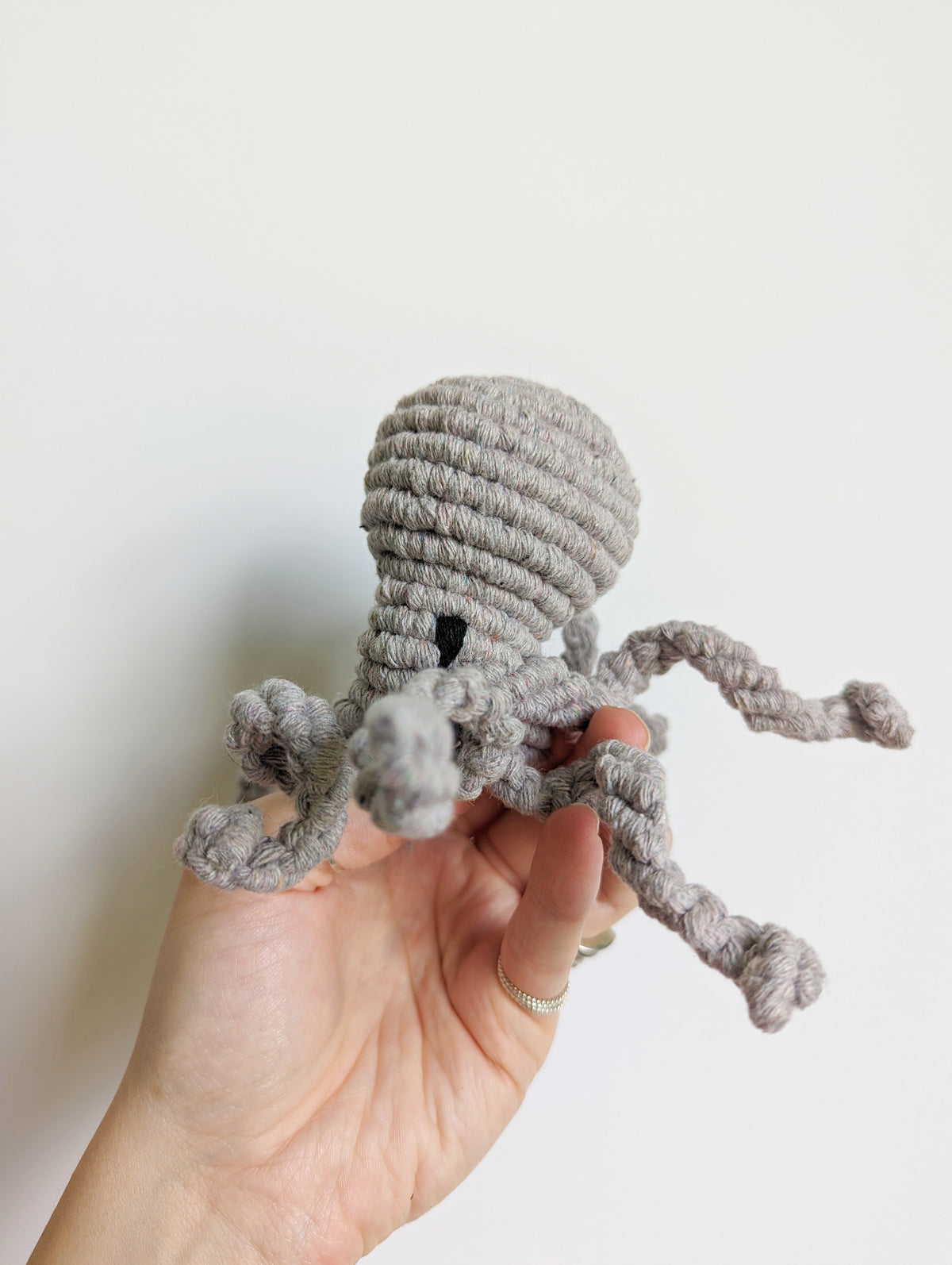 Macrame 3D Alien Squid Pattern - not a full kit