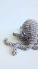 Load and play video in Gallery viewer, Macrame 3D Alien Squid Kit
