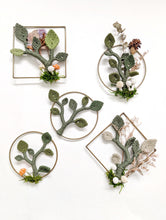 Load image into Gallery viewer, Mini Leafy Frames - Mushrooms &amp; Dried Florals - Option 4
