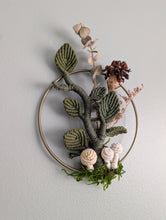 Load image into Gallery viewer, Mini Leafy Frames - Mushrooms &amp; Dried Florals - Option 2
