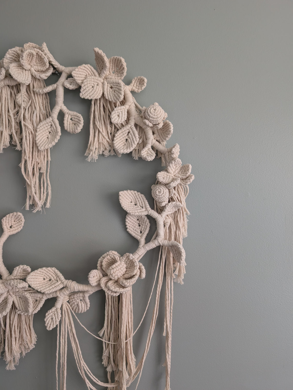 Cream Leaf and Floral Bouquet Circular Hoop Wall Hanging