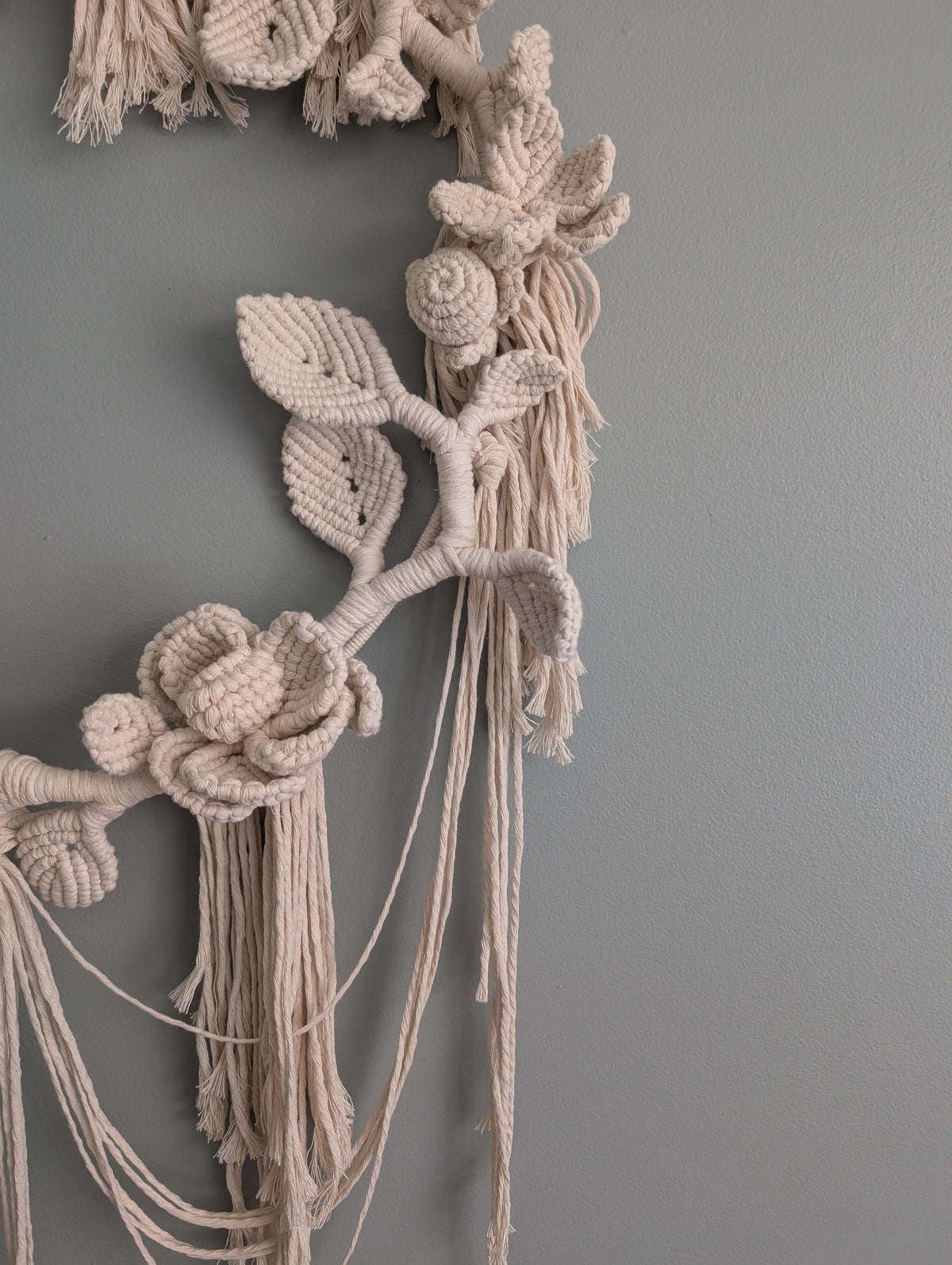 Cream Leaf and Floral Bouquet Circular Hoop Wall Hanging