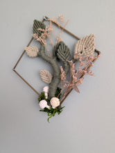 Load image into Gallery viewer, Mini Leafy Frames - Mushrooms &amp; Dried Florals - Option 4
