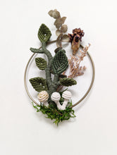 Load image into Gallery viewer, Mini Leafy Frames - Mushrooms &amp; Dried Florals - Option 2
