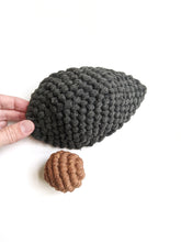 Load image into Gallery viewer, Macrame Halved Avocado Sculpture - Removable Pit!
