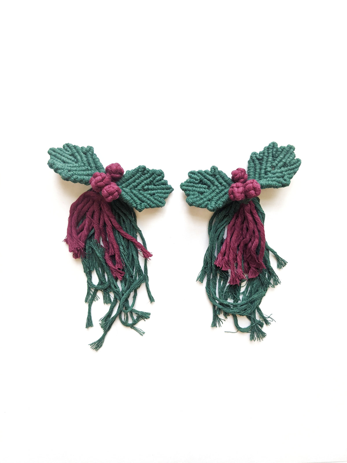Macrame Holly Berry Ornaments String Theories Fiber Design