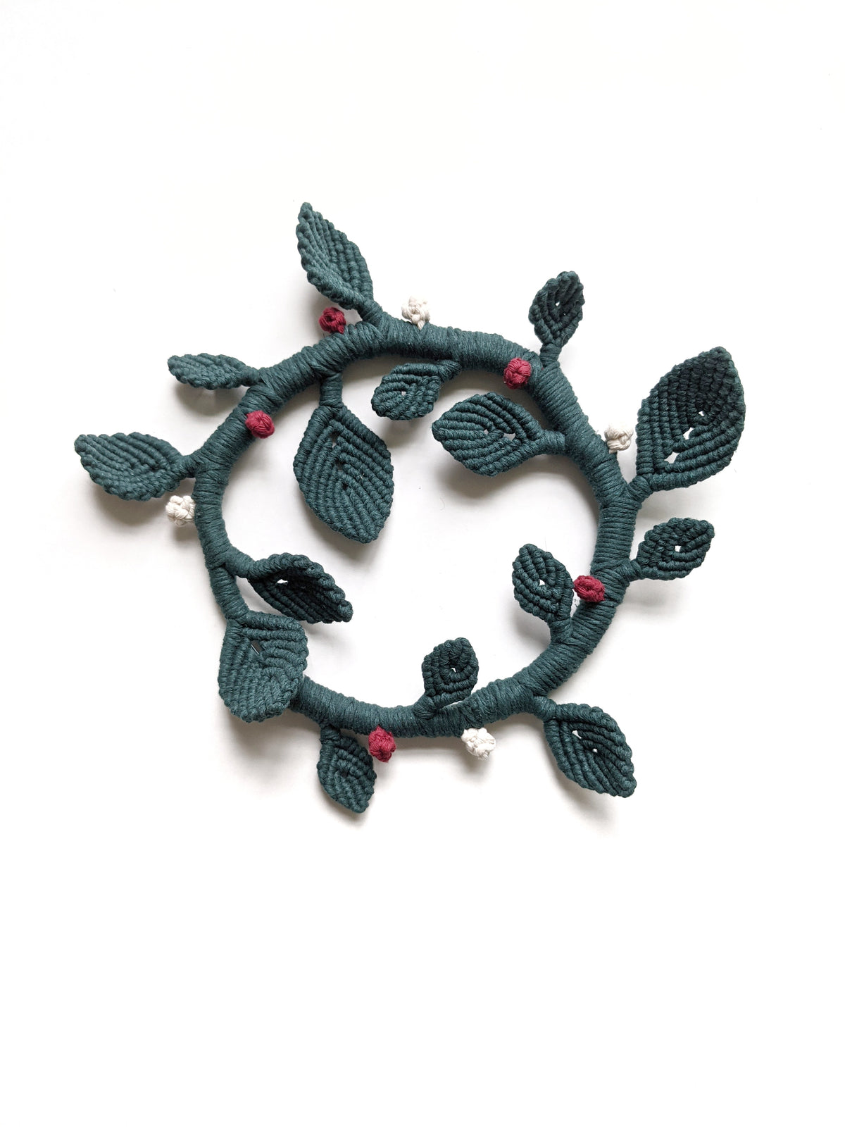 Macrame Leaf and Vines Christmas Wreath