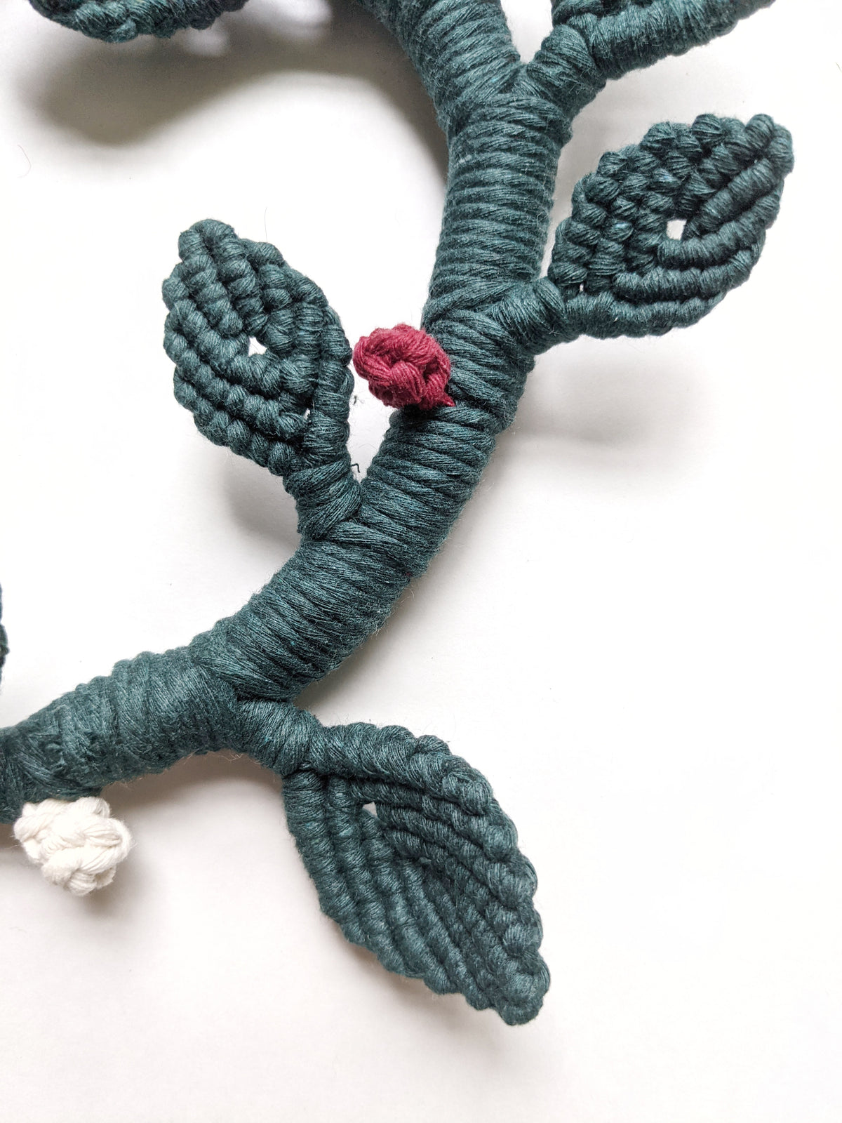 Macrame Leaf and Vines Christmas Wreath