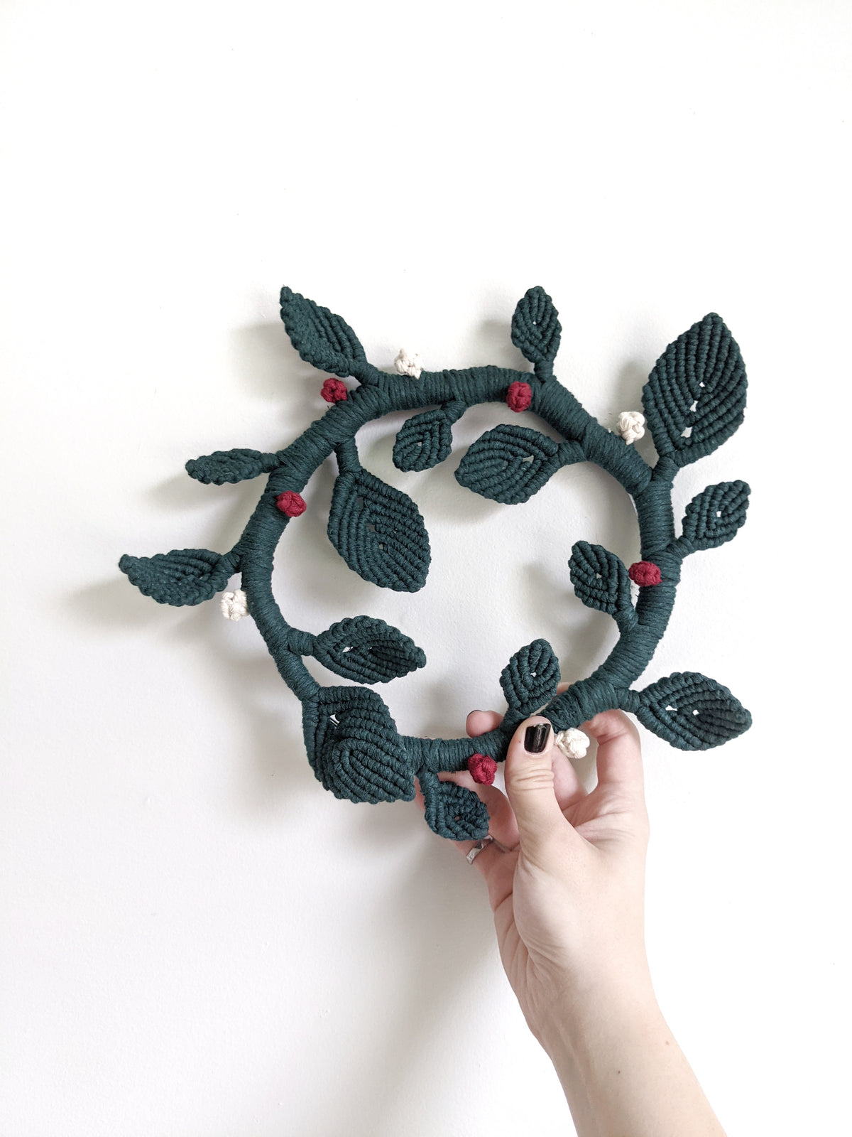 Macrame Leaf and Vines Christmas Wreath