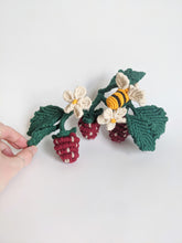 Load image into Gallery viewer, Macrame Strawberry Vine Sculpture

