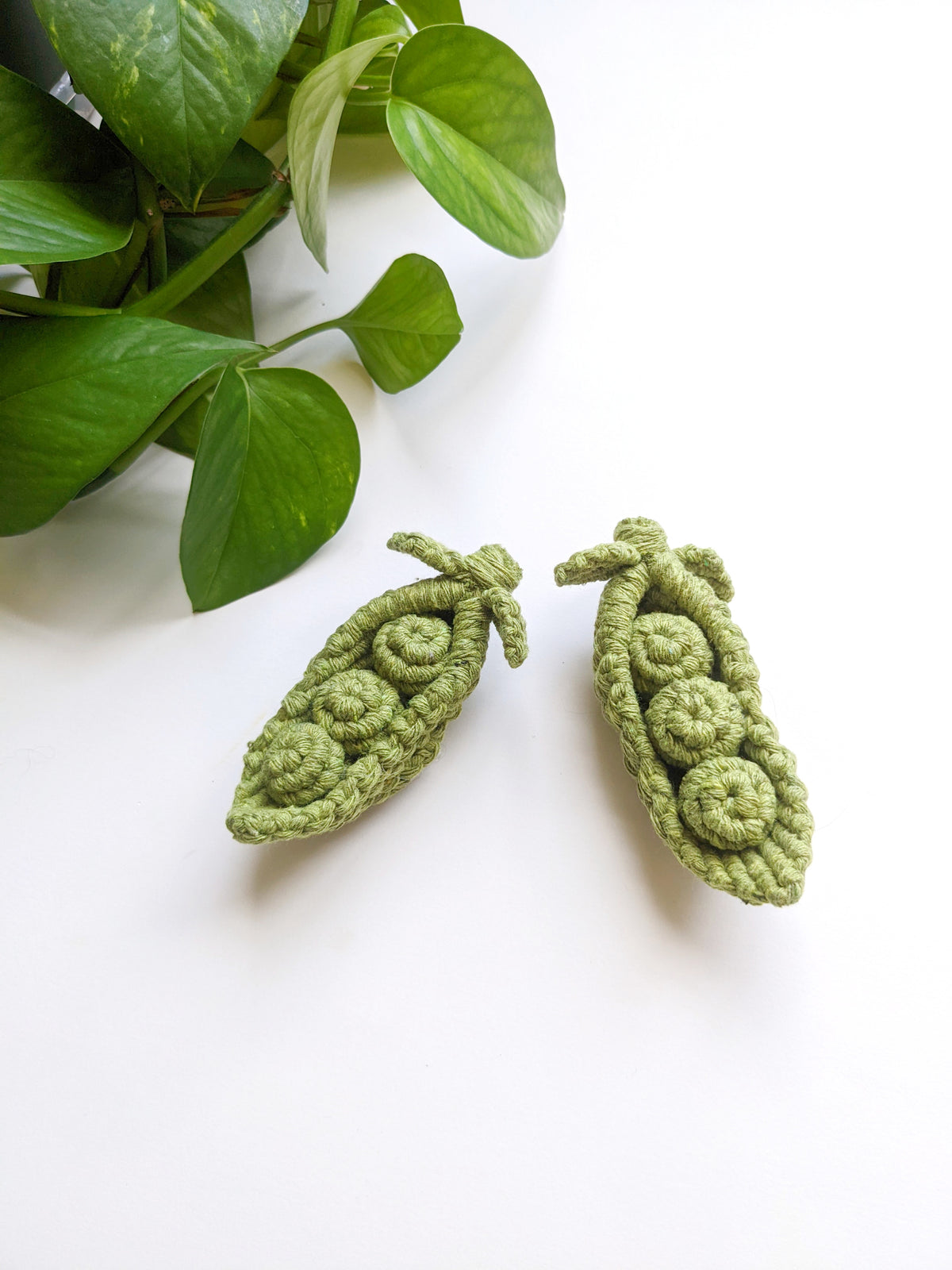 Peas in a Pod Sculpture String Theories Fiber Design