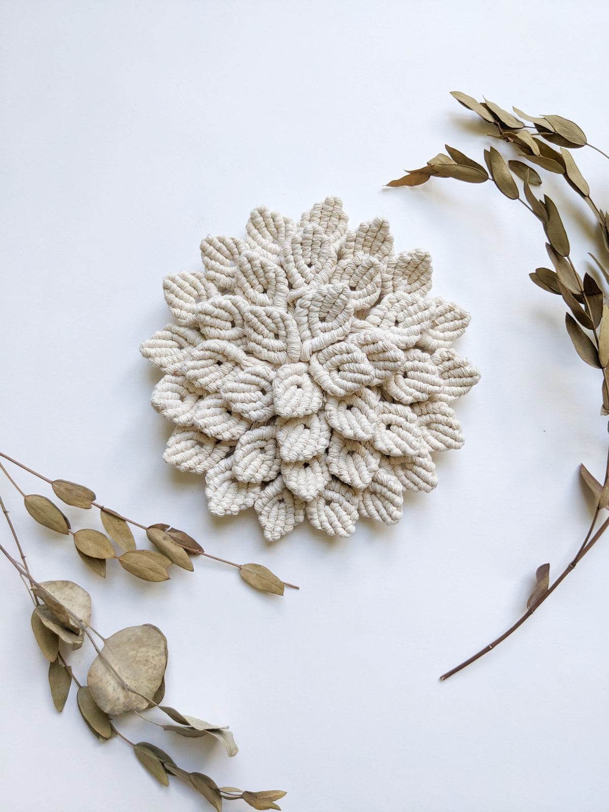 Macrame Hydrangea - White