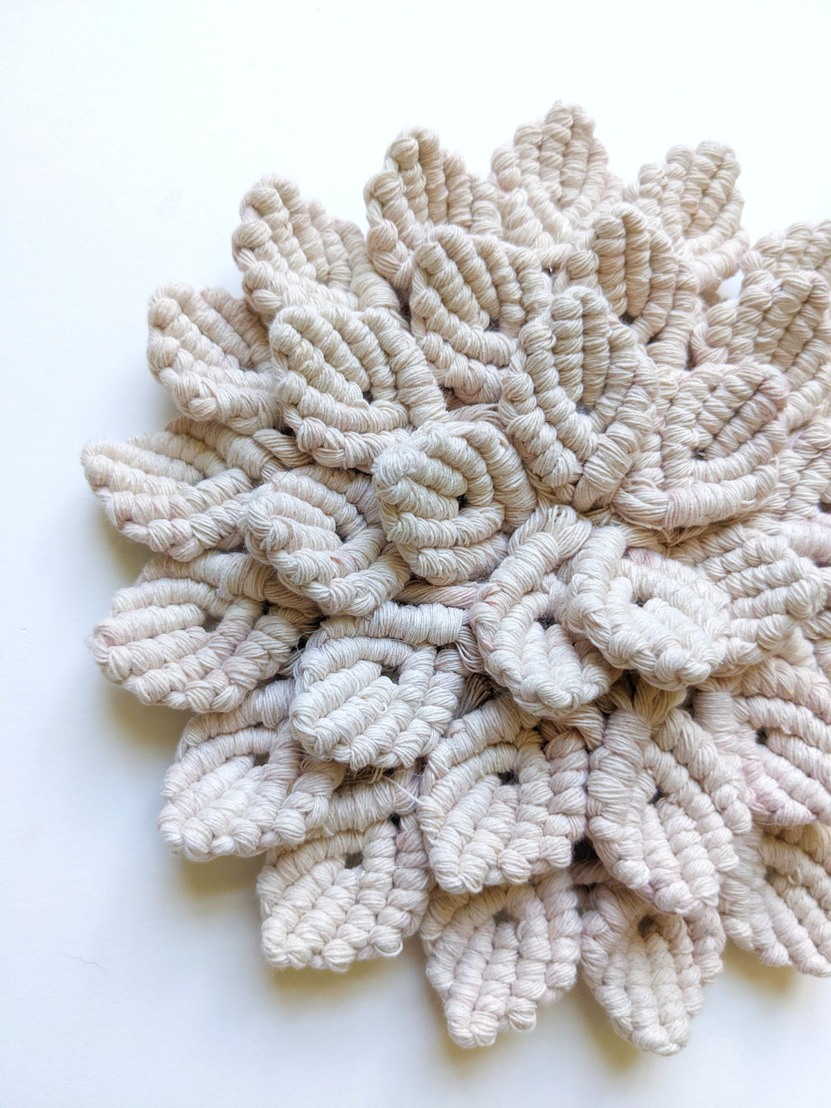 Macrame Hydrangea - Light Pink