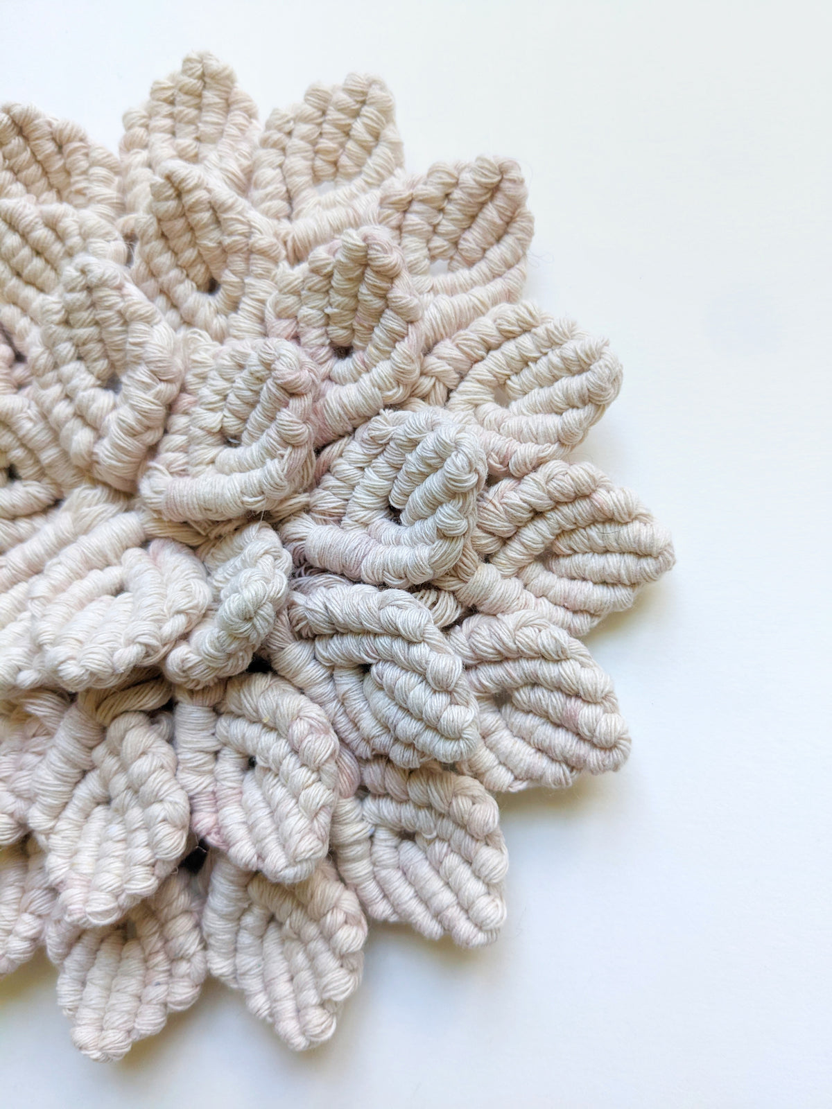 Macrame Hydrangea - Light Pink