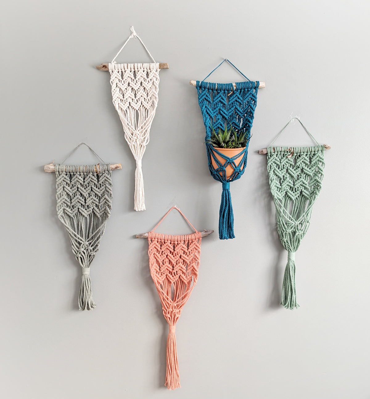 Macrame Wall Plant Hanger Pattern (not a full kit)